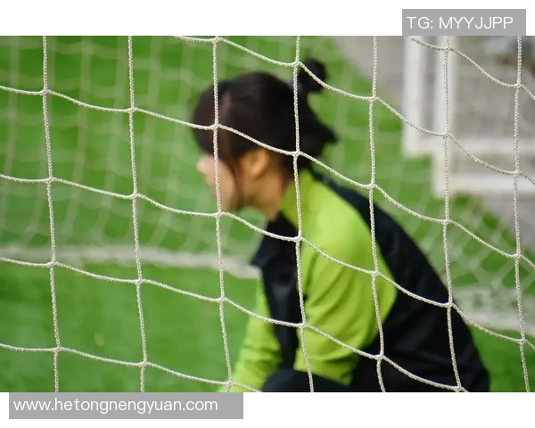 足球明星女性头像艺术作品展现独特魅力与风采的图片合集