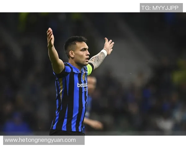 克罗斯的足球传奇之路：从青涩少年到世界顶级中场的蜕变与辉煌